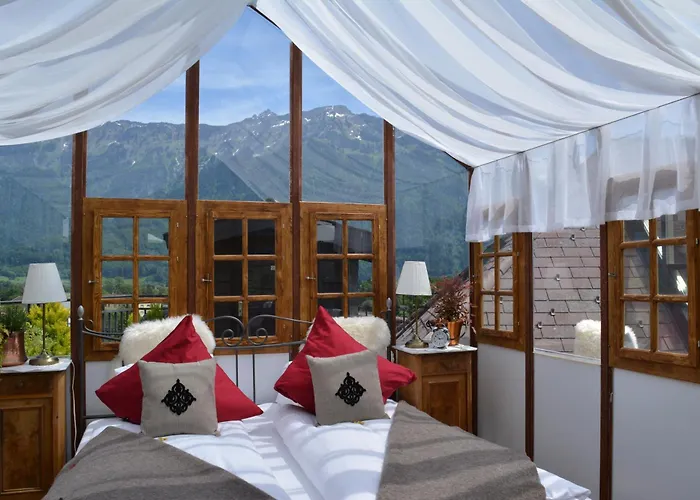Carlton-Europe Vintage Adults Hotel