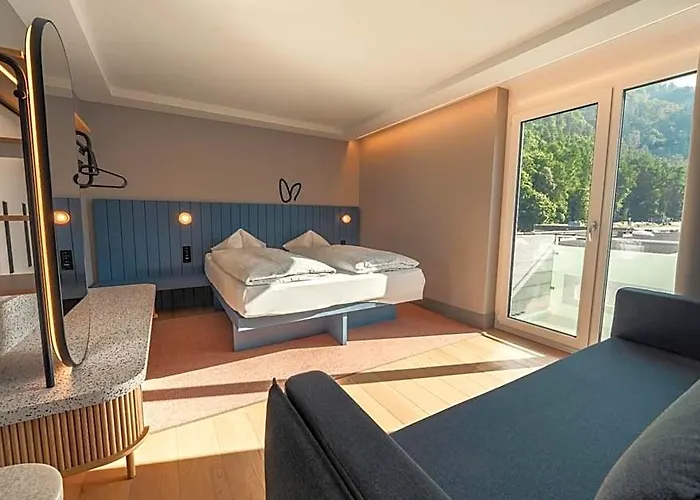 Hop Apartments & Suites